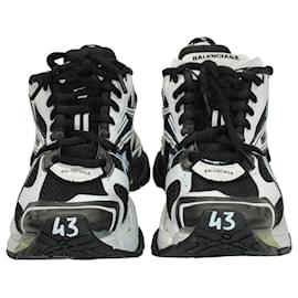 Balenciaga-Balenciaga Runner Sneakers in Black and White Polyurethane-Other