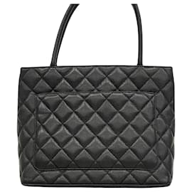 Chanel-Chanel shopping-Black