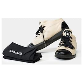 Chanel-CHANEL Shoe in Beige Leather - 101962-Beige