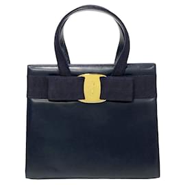 Salvatore Ferragamo-Salvatore Ferragamo Leder Vara Bow Handtasche Lederhandtasche in sehr gutem Zustand-Andere