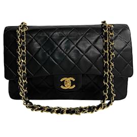 Chanel-Chanel Medium Classic lined Flap Bag  Leather Crossbody Bag in Good condition-Other