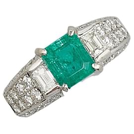 & Other Stories-Pt900 Platinum Emerald 1.515ct Diamond 1.05ct Ring Size 15.5 in Great Condition-Silvery