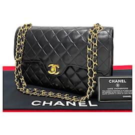 Chanel-Chanel Medium Classic lined Flap Bag  Leather Crossbody Bag in Good condition-Other
