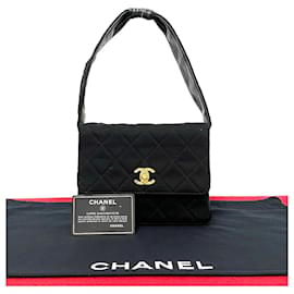 Chanel-Chanel CC Satin Matelasse Handbag  Canvas Handbag in Excellent condition-Other