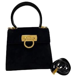 Salvatore Ferragamo-Salvatore Ferragamo Wildleder Gancini Handtasche, Leder Umhängetasche in sehr gutem Zustand-Andere