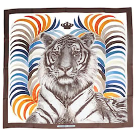 Hermès-Foulard en soie supérieure marron-Marron