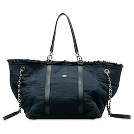 Chanel-Blue Chanel Large CC lined Face Deauville Satchel-Blue