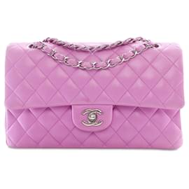 Chanel-Pink Chanel Medium Classic Lambskin lined Flap Shoulder Bag-Pink