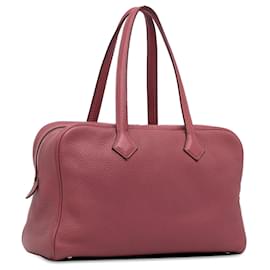 Hermès-Red Hermès Clemence Victoria II 35 Shoulder Bag-Red