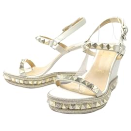 Christian Louboutin-CHRISTIAN LOUBOUTIN PYRACLOU SHOES 39 LEATHER + POUCH WEDGE SANDALS-White