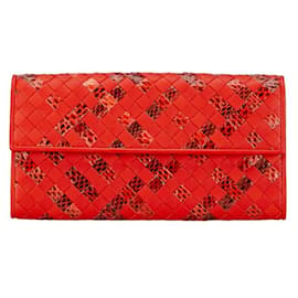 Bottega Veneta-Bottega Veneta Intrecciato Leather Long Wallet in Great Condition-Red