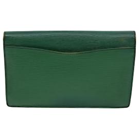 Louis Vuitton-LOUIS VUITTON Epi Montaigne 27 Pochette Vert M52654 Auth LV 76033-Vert