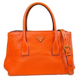 Prada Saffiano Laranja