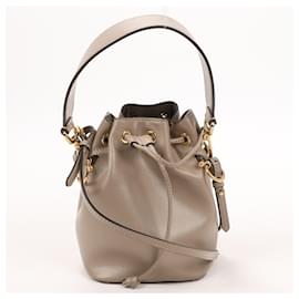 Fendi-FENDI cuir de veau Mini Mon Trésor 2Sac à main Way Bucket en taupe 8BS010-Beige