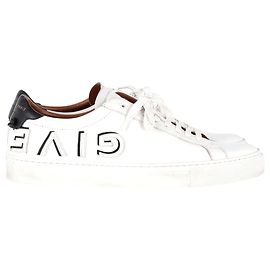 Baskets Urban Knots à Logo Givenchy en Cuir Blanc Blanc Écru