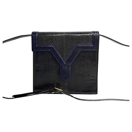 Yves Saint Laurent-Bolsa transversal de couro Yves Saint Laurent em muito bom estado-Outro