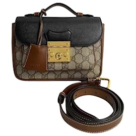 Gucci-Sac à bandoulière Gucci GG Supreme Padlock en cuir 658487 en excellent état-Autre