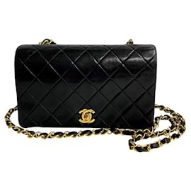 Chanel-Chanel Mini CC Quilted Leather Full Flap Bag Leather Crossbody Bag in Very Good Condition-Other