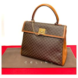 Céline-Bolsa de mão Celine Macadam com alça superior, bolsa de couro em muito bom estado-Outro