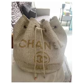 Chanel-Chanel Deauville Drawstring Bucket Bag Raffia Medium-White