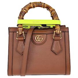 Gucci-Gucci Brown Mini Diana Tote-Brown