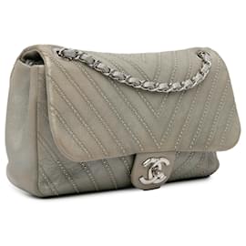 Chanel-Silver Chanel Small Chevron calf leather Stud Wars Flap Crossbody Bag-Silvery