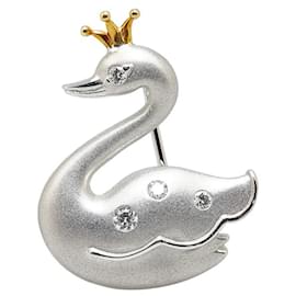 Tasaki-Tasaki K18 White Gold, Yellow Gold Diamond Swan Brooch in Excellent Condition-White