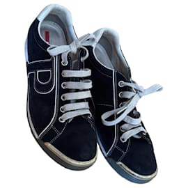 Baskets Prada en cuir noir Noir
