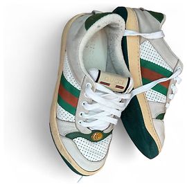 Tênis Gucci de couro branco Branco