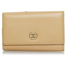 Chanel-Chanel leather 6 Key Holder Leather Key Holder in Good condition-Brown