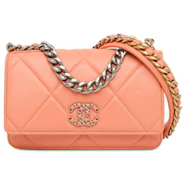 Chanel-Cuir d'agneau matelassé rose Chanel 19 wallet on chain-Rose