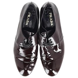 Prada-Prada Lace Up Oxfords in Brown Patent Leather-Brown,Red