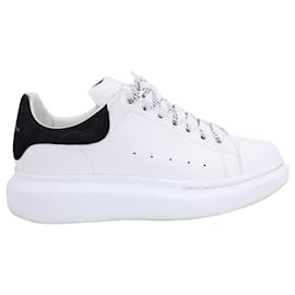 Alexander Mcqueen-Alexander McQueen Oversized Sneakers in White Leather and Black Suede-White