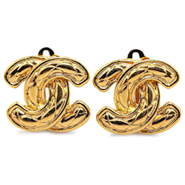 Chanel-Chanel Gold Gold Plated CC Quilted Clip On Earrings-Golden
