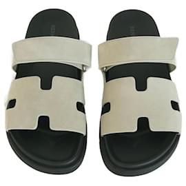 Hermès-NEW Hermes Chypre sandals-Black,Beige