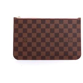 Louis Vuitton-Bolsas Clutch LOUIS VUITTON T.  Couro-Marrom