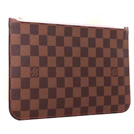 Louis Vuitton-Bolsas Clutch LOUIS VUITTON T.  Couro-Marrom