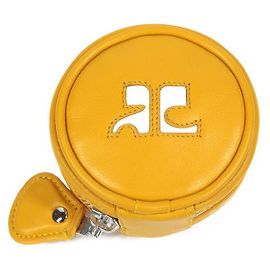 Courreges Clutchs Amarillo
