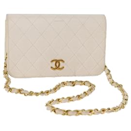 Chanel-CHANEL Matelasse Chain Shoulder Bag Leather White CC Auth 77207-White