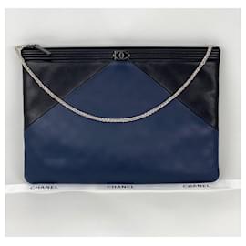 Chanel-Chanel Pochette zippée en cuir d'agneau matelassé noir bleu grande taille avec chaîne ajoutée-Noir