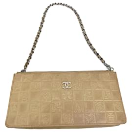 Chanel-Sac Chanel Lucky Symbols Pochette Quilted Beige Lambskin Shoulder Wristlet Preowned-Marron