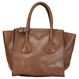 Prada-Prada Leather Handbag Leather Handbag in Good condition-Brown