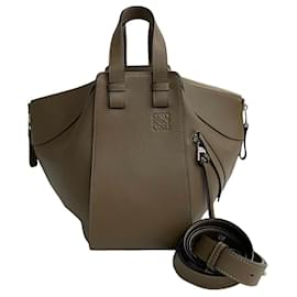 Loewe-Sac Hammock en cuir Loewe Sac en cuir bandoulière en très bon état-Marron