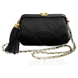 Chanel-Sac à bandoulière en toile Chanel CC satin matelassé avec frange en très bon état-Noir