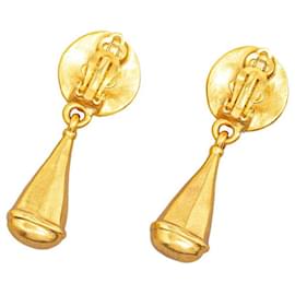 Chanel-Chanel CC Clip On Swing Earrings  Metal Earrings in Excellent condition-Golden
