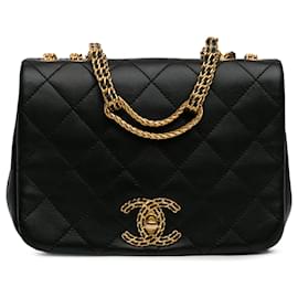 Chanel-Chanel Black Quilted Lambskin On and On Flap-Black