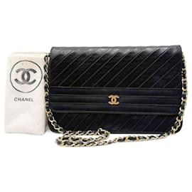 Chanel-Chanel Timeless Classic Diagonal Quilted Single Flap

Chanel Classique intemporel à rabat unique matelassé en diagonale-Noir