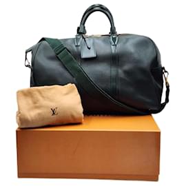 Louis Vuitton-Louis Vuitton Taiga Leather Kendall Boston Keepall Bag-Dark green