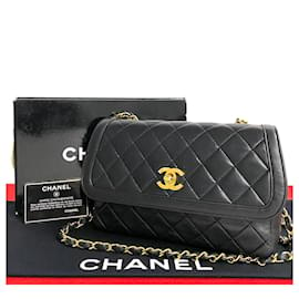 Chanel-Chanel Matelasse Coco Lambskin Chain Shoulder Bag Leather Shoulder Bag 53396 in Very Good Condition-Black