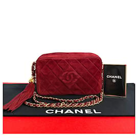 Chanel-Chanel Matelasse Coco Sac à bandoulière en cuir suédé avec chaîne à pompons Sac à bandoulière en daim 51713 In excellent condition-Rouge